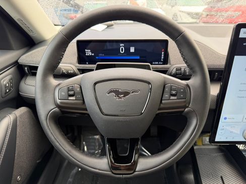 Used 2023 Ford Mustang Mach-E Premium AWD/4WD image 13