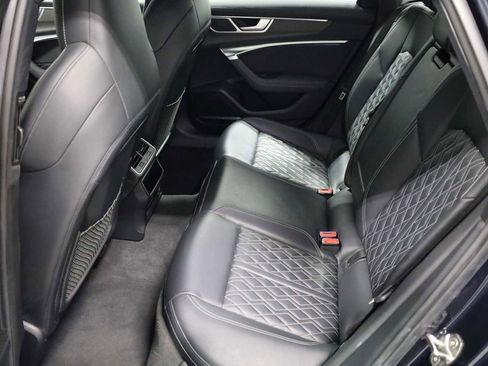 Used 2022 Audi S6 Premium Plus image 33