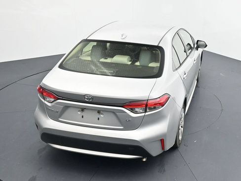 Used 2022 Toyota Corolla LE FWD image 14