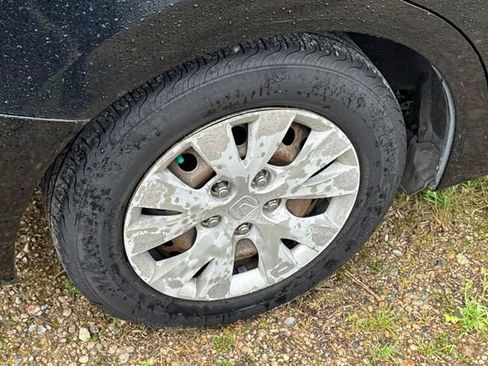 Used 2012 Honda Civic LX image 4