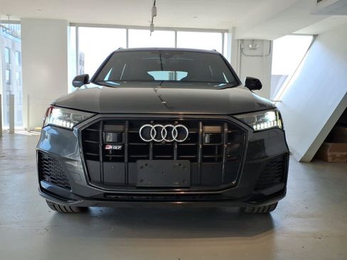 Used 2023 Audi SQ7 Prestige w/ Prestige Package AWD/4WD image 2
