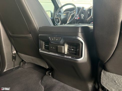 Used 2019 Chevrolet Silverado 1500 High Country w/ Technology Package AWD/4WD image 29