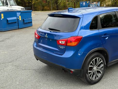 Used 2017 Mitsubishi Outlander Sport SE image 4