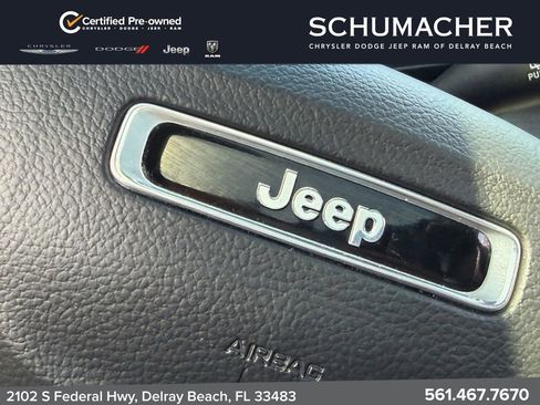 Certified 2024 Jeep Grand Cherokee Limited AWD/4WD image 29