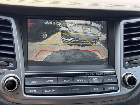Used 2017 Hyundai Tucson Limited AWD/4WD image 25