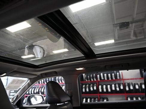 Used 2022 Toyota Highlander Platinum image 23