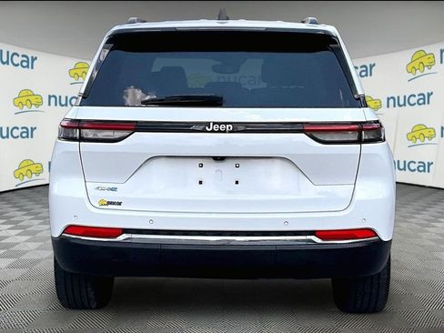 Used 2023 Jeep Grand Cherokee 4WD 4xe image 5