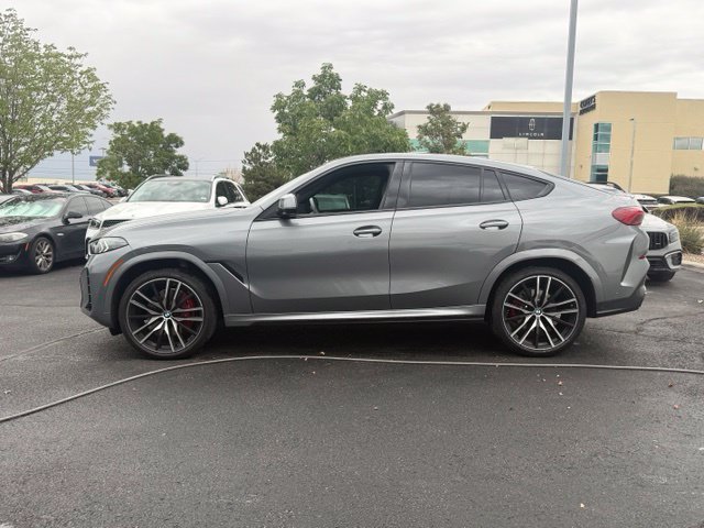 Used 2026 BMW X6 xDrive40i w/ Climate Comfort Package AWD/4WD image 4