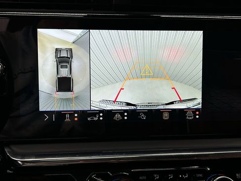 Used 2025 GMC Sierra 1500 Denali Ultimate image 30