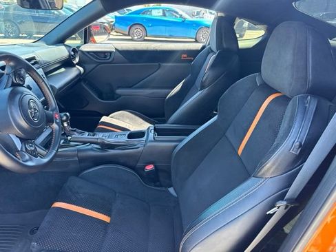 Used 2023 Toyota GR86 10th Anniversary SE RWD image 9