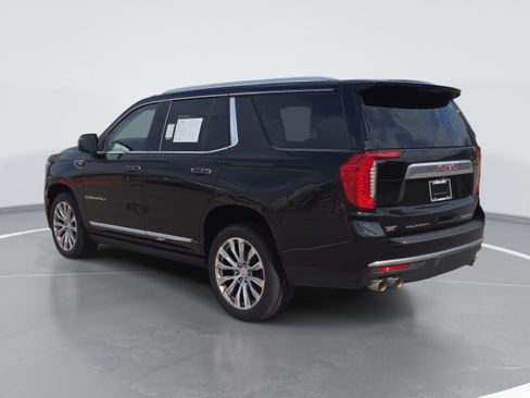 Used 2022 GMC Yukon Denali w/ Denali Premium Package AWD/4WD image 5