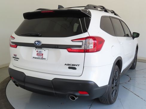 Certified 2025 Subaru Ascent Bronze Edition AWD/4WD image 3