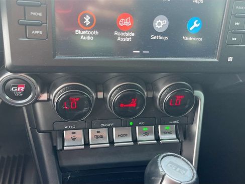 Used 2023 Toyota GR86 Premium w/ ALL Weather Mat Package (TMS) RWD image 15