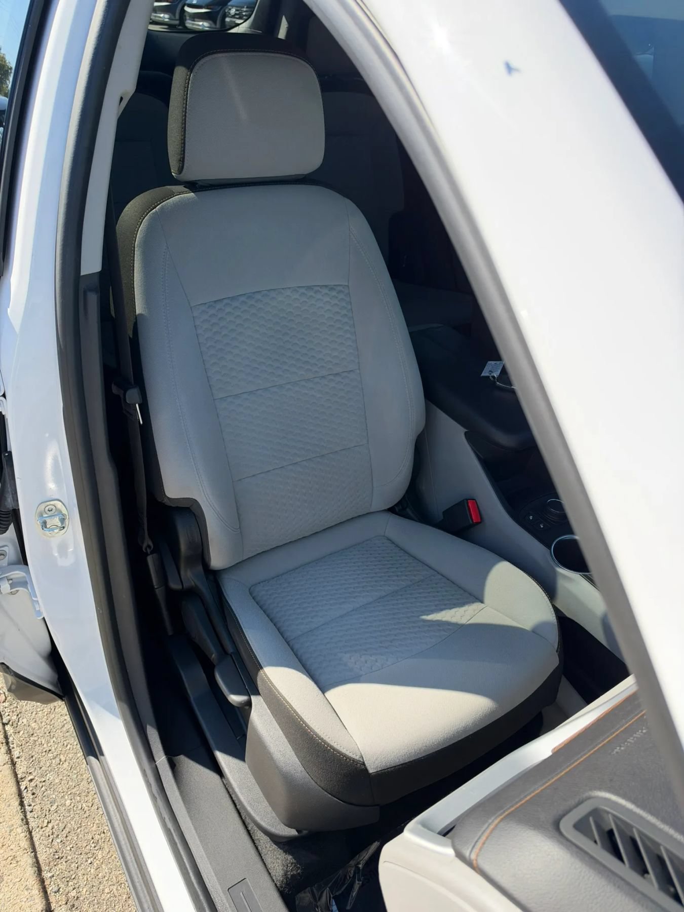 Used 2020 GMC Terrain SLE w/ Driver Convenience Package FWD image 14