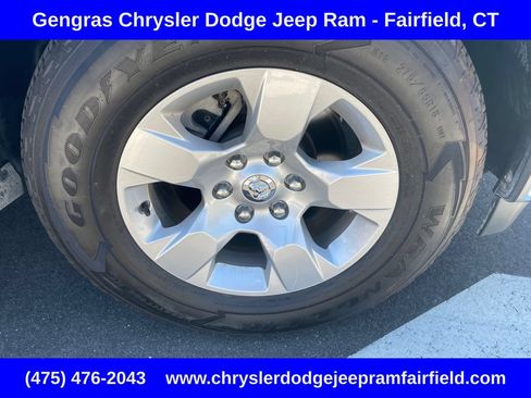 Certified 2025 RAM 1500 Big Horn AWD/4WD image 9
