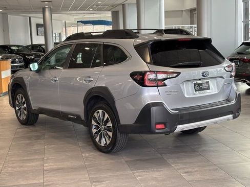 Used 2024 Subaru Outback Limited image 7