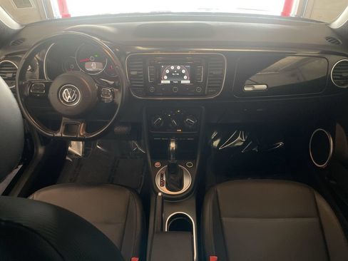 Used 2015 Volkswagen Beetle 1.8T FWD image 12