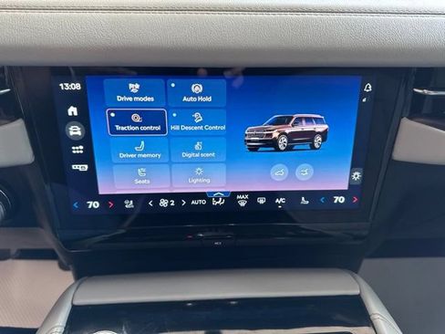Used 2025 Lincoln Navigator L Black Label w/ Black Label Special Edition AWD/4WD image 18