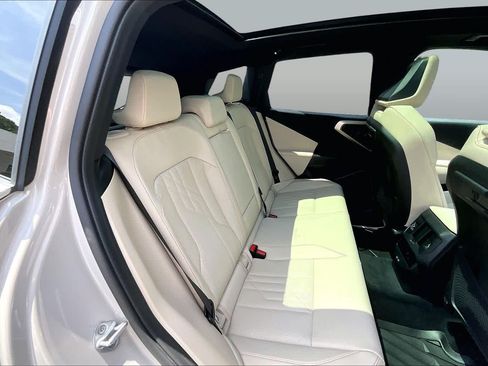 Used 2025 BMW X3 xDrive30i w/ Premium Package AWD/4WD image 20