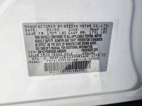 New 2025 Nissan Kicks Play S image 7