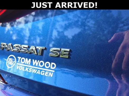 Used 2016 Volkswagen Passat 1.8T SE FWD image 8