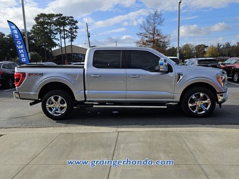 Used 2021 Ford F150 XLT w/ Equipment Group 302A High image 6