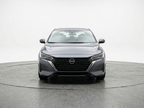 Used 2025 Nissan Sentra S image 2