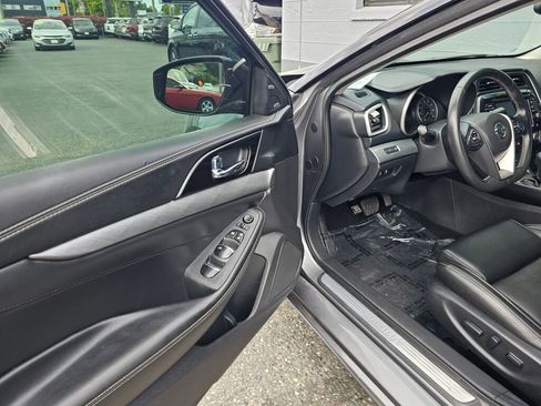 Used 2018 Nissan Maxima 3.5 SL image 17