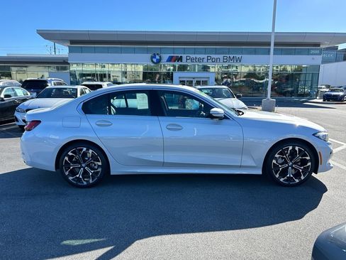 Used 2026 BMW 330i Sedan w/ Premium Package RWD image 6