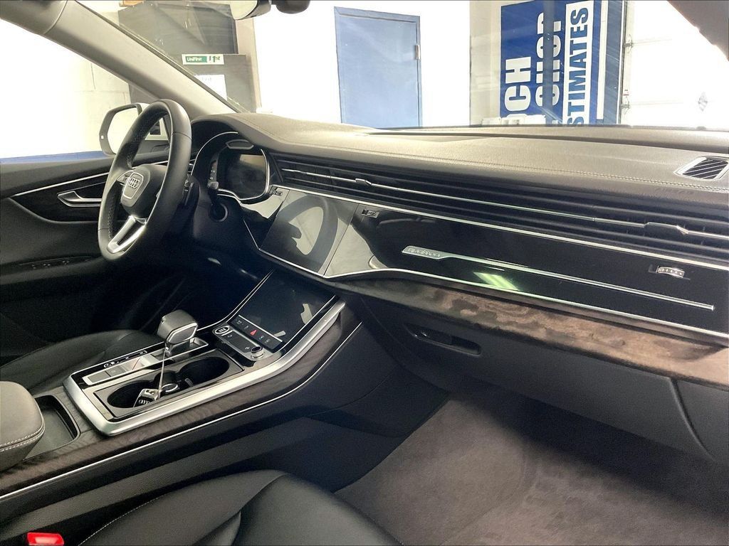 Used 2023 Audi Q8 Premium w/ Convenience Package AWD/4WD image 14
