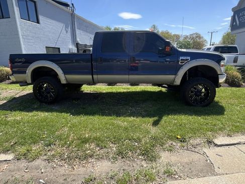 Used 2009 Ford F250 4x4 Crew Cab Super Duty image 2