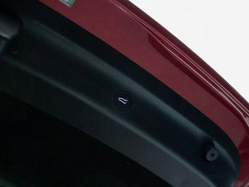 Used 2021 Tesla Model Y Long Range image 20