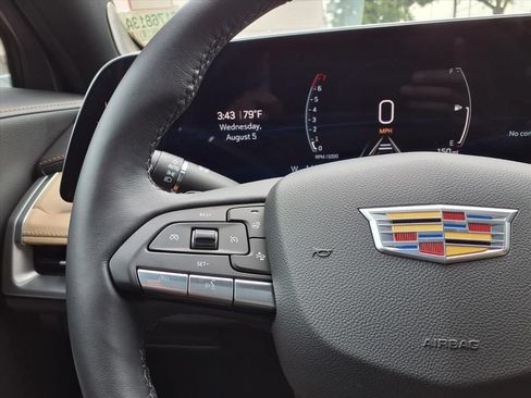 Certified 2024 Cadillac XT4 Premium Luxury AWD/4WD image 26