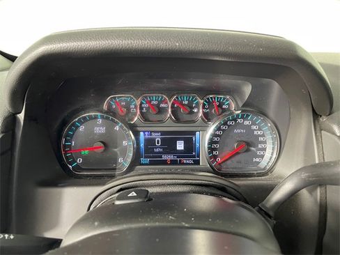 Certified 2017 Chevrolet Suburban LT image 5