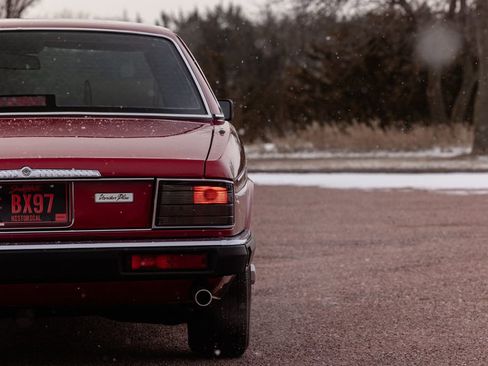 Used 1992 Jaguar XJ Vanden Plas image 27