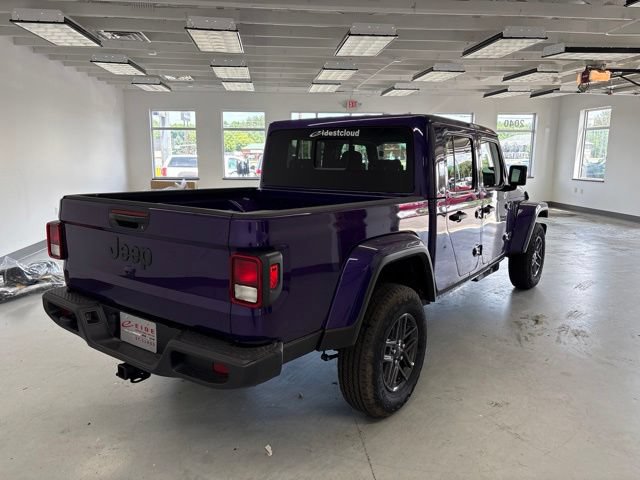 New 2026 Jeep Gladiator Sport AWD/4WD image 8