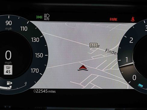 Used 2024 Land Rover Range Rover Evoque S image 10