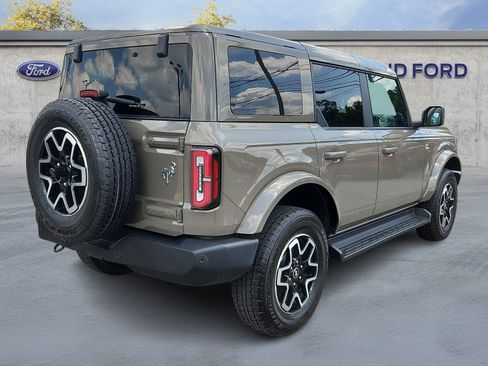 Used 2025 Ford Bronco Outer Banks AWD/4WD image 6