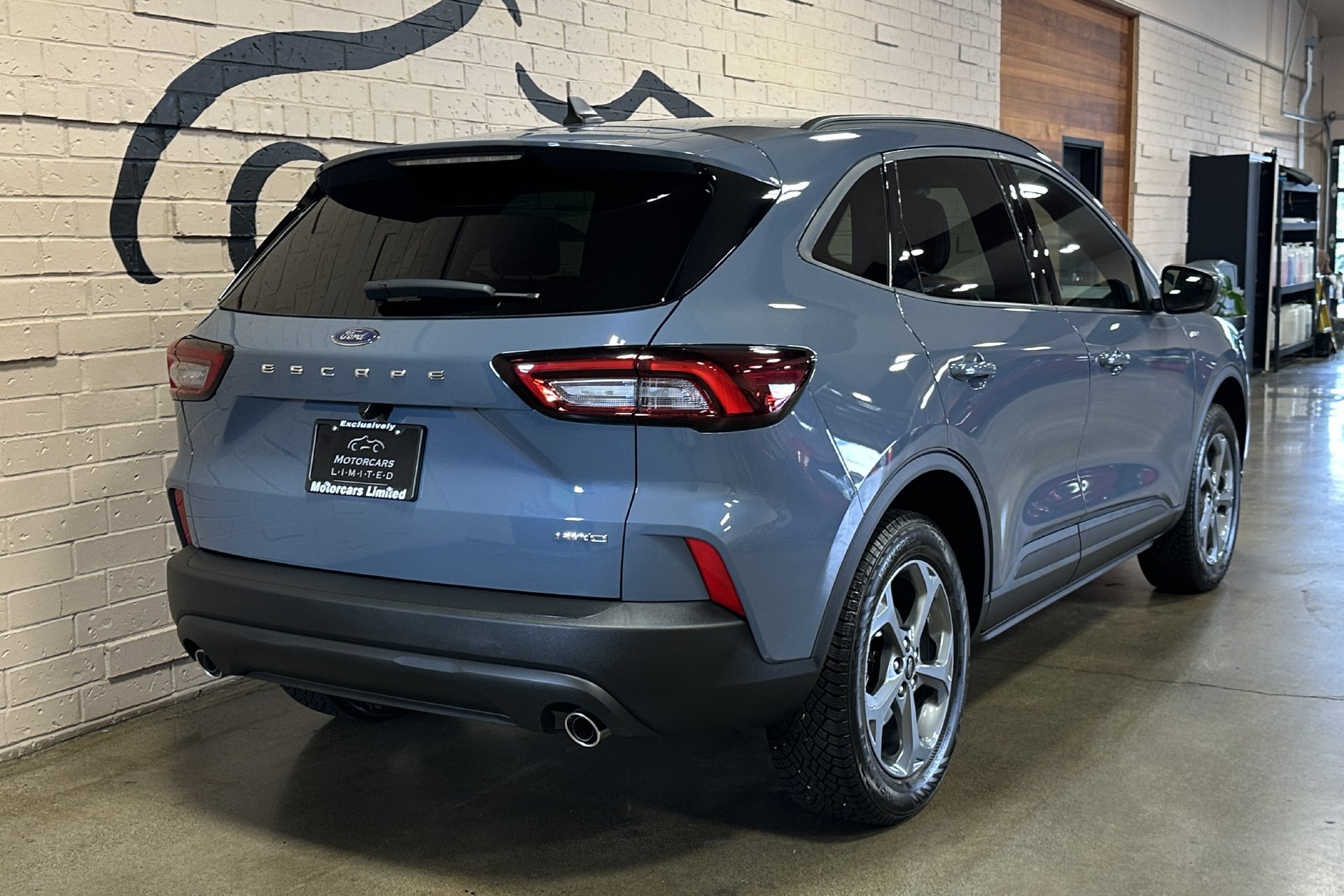 Used 2025 Ford Escape ST-Line AWD/4WD image 5