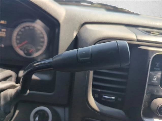 Used 2018 RAM 3500 Tradesman w/ Chrome Appearance Group AWD/4WD image 17