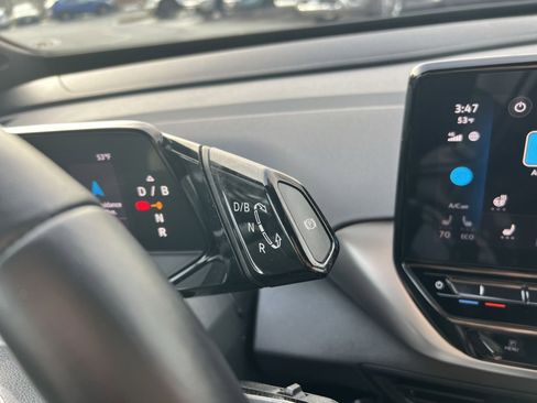 Used 2021 Volkswagen ID.4 Pro image 21