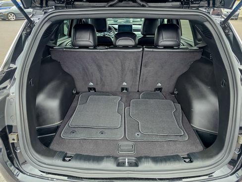 Used 2024 Jeep Compass Latitude image 44