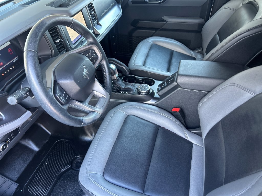 Used 2023 Ford Bronco Big Bend w/ Sasquatch Package AWD/4WD image 11