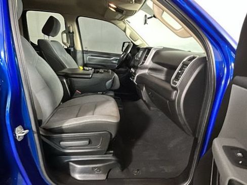 Used 2019 RAM 1500 Big Horn AWD/4WD image 30