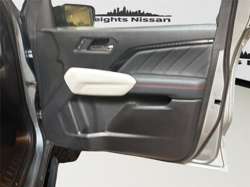 Used 2024 GMC Canyon AT4X AWD/4WD image 40