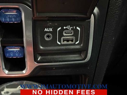 Used 2018 Jeep Wrangler Unlimited Sport S image 41