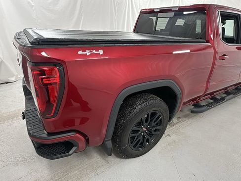 Used 2022 GMC Sierra 1500 Elevation image 3