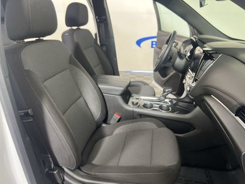 Certified 2023 Chevrolet Traverse LT AWD/4WD image 28