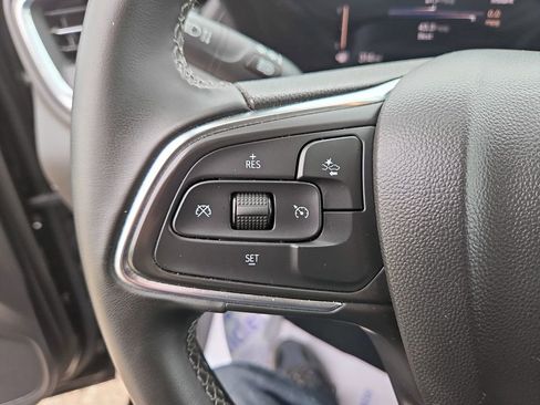 Used 2025 Buick Encore GX Preferred AWD/4WD image 18