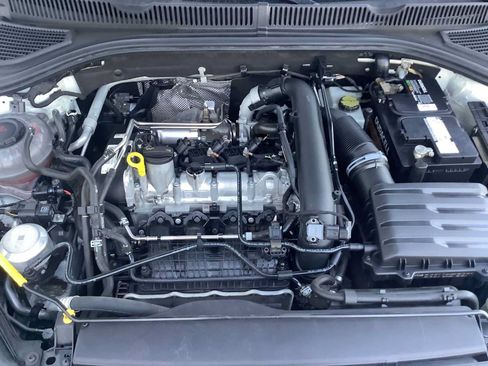 Used 2019 Volkswagen Jetta SE FWD image 8